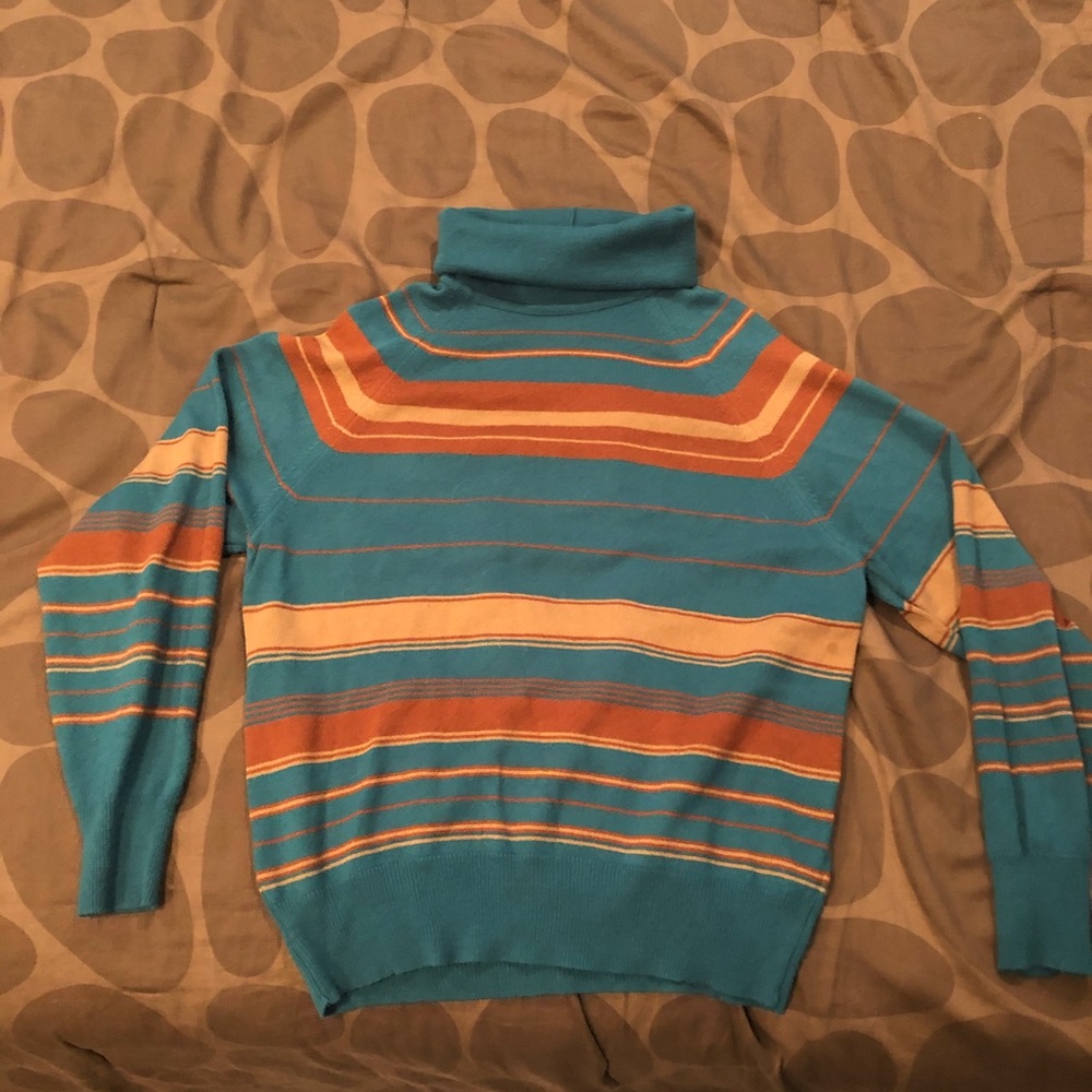 Vintage wool turtleneck